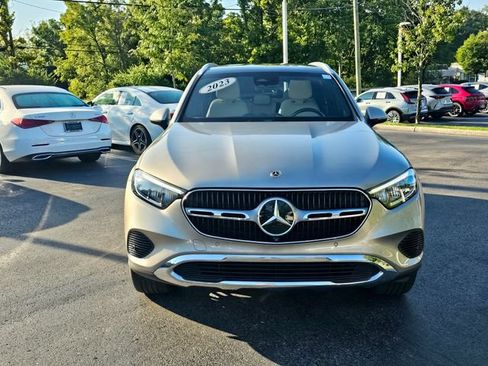 Used 2023 Mercedes-Benz GLC 300 4MATIC image 3