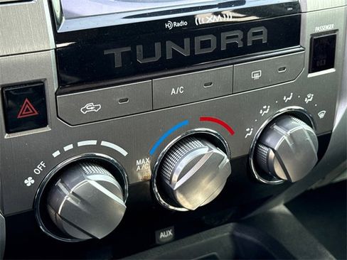 Used 2015 Toyota Tundra SR5 image 25