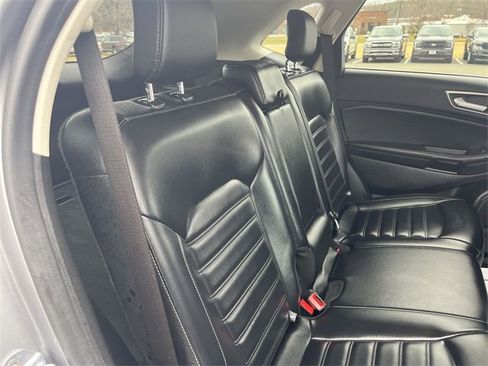 Used 2023 Ford Edge SEL image 31