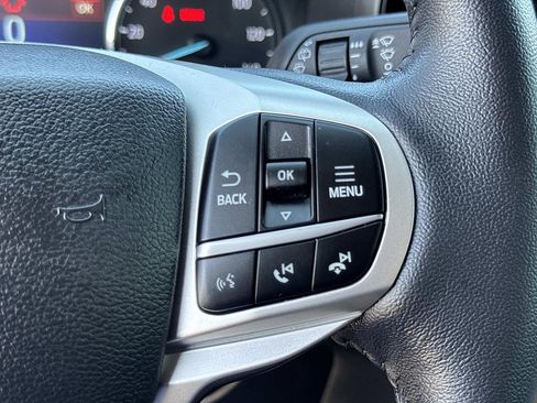 Certified 2023 Ford Explorer XLT RWD image 10