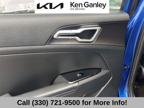 Certified 2025 Kia Sportage EX image 49