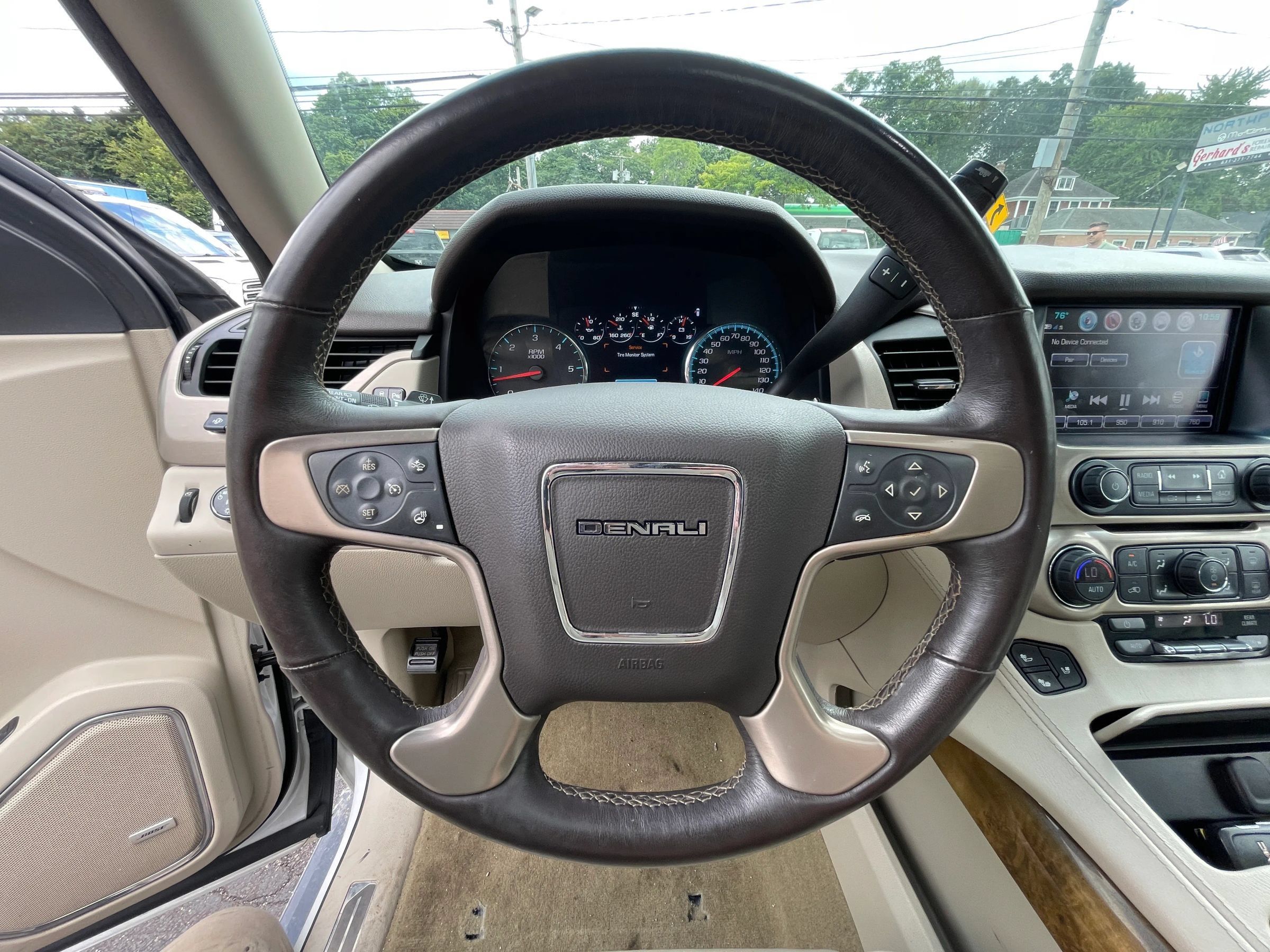 Used 2017 GMC Yukon Denali w/ Open Road Package AWD/4WD image 14