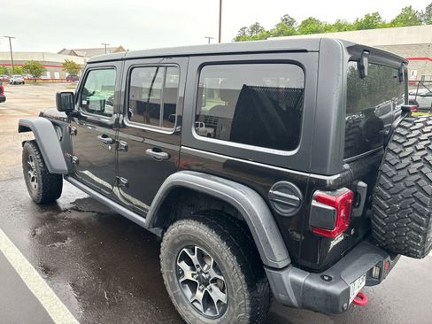 Used 2018 Jeep Wrangler Unlimited Rubicon image 3
