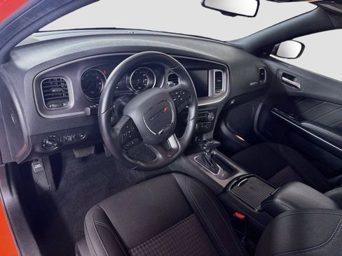 Used 2022 Dodge Charger SXT w/ Driver Convenience Group AWD/4WD image 3