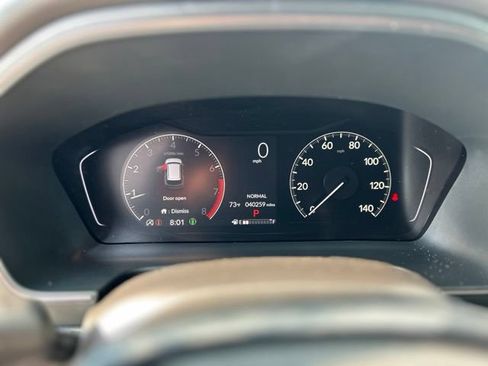 Used 2023 Honda Pilot TrailSport image 16