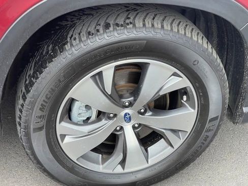 Used 2019 Subaru Ascent Premium image 30