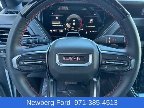 Used 2025 GMC Yukon XL AT4 Ultimate w/ LPO, AT4 Appearance Package AWD/4WD image 17