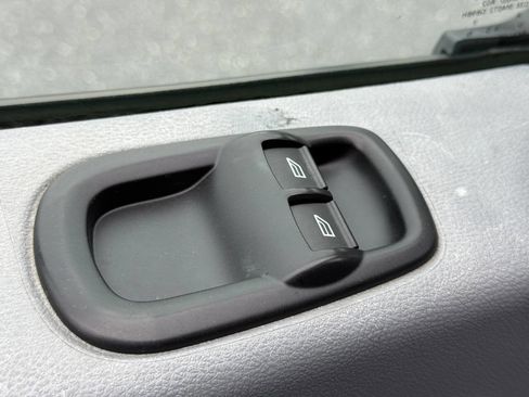 Used 2018 Ford Transit 350 148 Medium Roof image 13