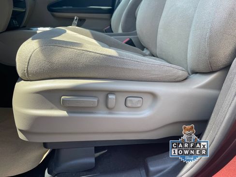 Used 2021 Honda Pilot EX image 23