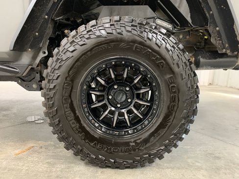 Used 2021 Jeep Gladiator Rubicon image 4