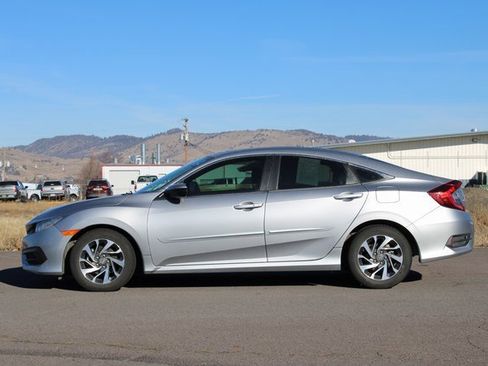 Used 2016 Honda Civic EX image 3