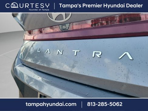 Certified 2025 Hyundai Elantra Sport image 28