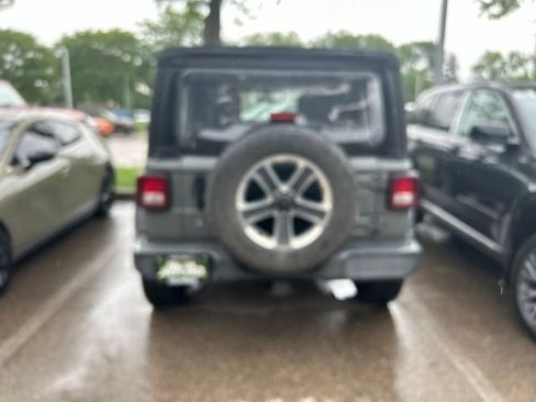 Used 2018 Jeep Wrangler Unlimited Sport AWD/4WD image 16