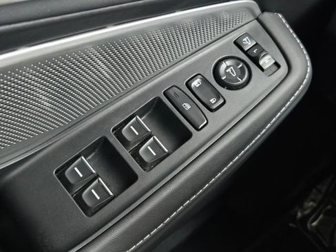 Certified 2025 Acura MDX SH-AWD w/ Technology Package image 25