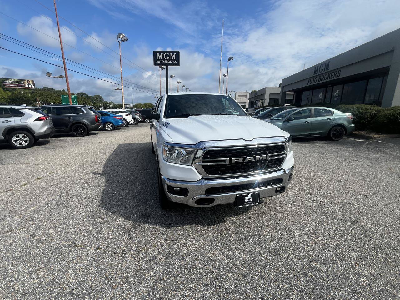 Used 2023 RAM 1500 Lone Star w/ Trailer Tow Group AWD/4WD image 3