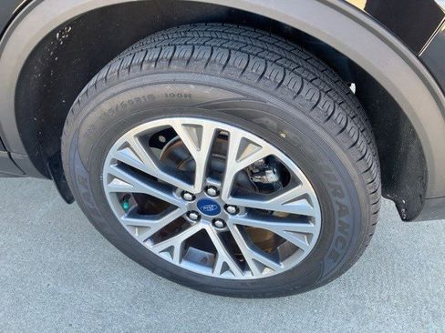 Used 2022 Ford Escape SEL image 26