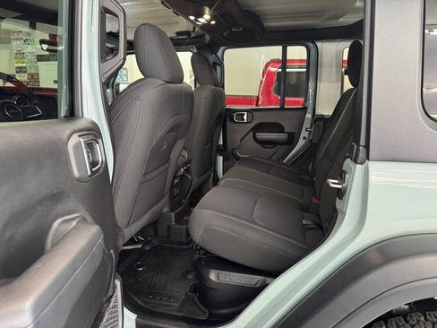 Used 2023 Jeep Wrangler Unlimited Rubicon 4xe w/ Cold Weather Group image 9