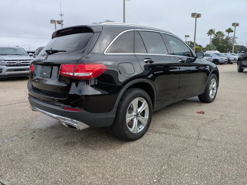 Used 2018 Mercedes-Benz GLC 300 image 4