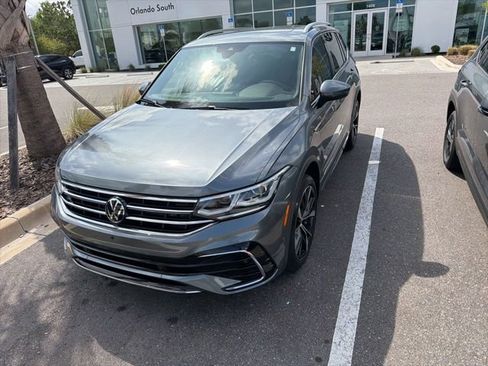 Used 2024 Volkswagen Tiguan SEL R-Line image 16