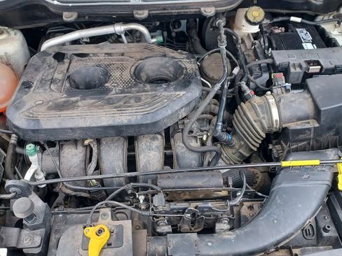 Used 2020 Ford EcoSport SE w/ SE Convenience Package image 9