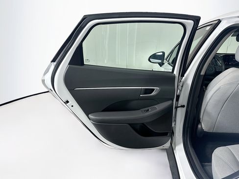 Used 2022 Hyundai Sonata SE FWD image 25