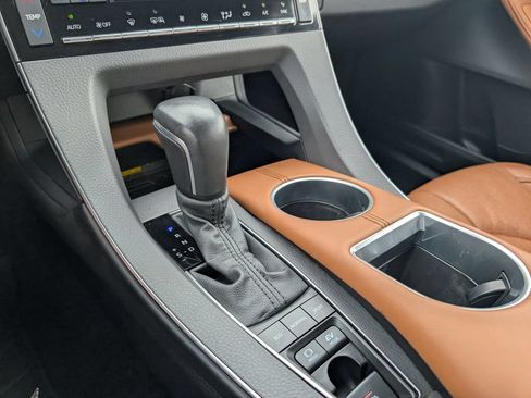 Used 2021 Toyota Avalon Limited w/ Advanced Safety Package FWD image 20