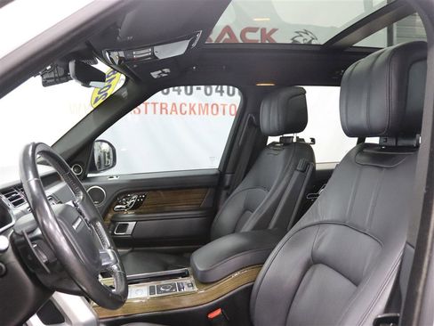 Used 2018 Land Rover Range Rover Supercharged AWD/4WD image 14