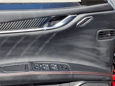 Used 2022 Maserati Ghibli F Tributo image 12