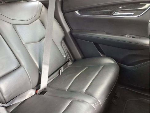 Used 2020 Cadillac XT5 Premium Luxury FWD image 18