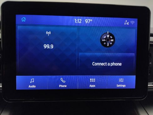 Used 2020 Ford Explorer XLT w/ Equipment Group 202A RWD image 25