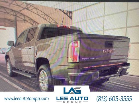 Used 2017 GMC Canyon SLT w/ Driver Alert Package RWD image 3