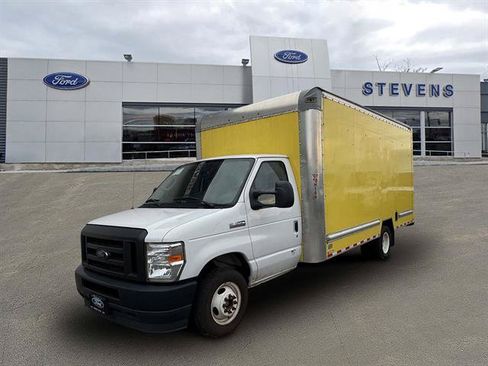 Certified 2022 Ford E-350 and Econoline 350 Super Duty w/ Power Windows & Locks Group RWD image 2