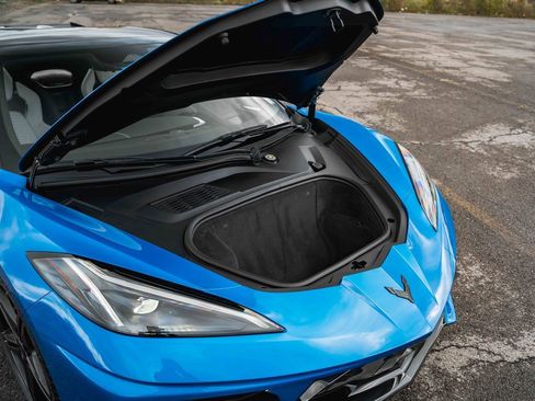 New 2025 Chevrolet Corvette Stingray image 26