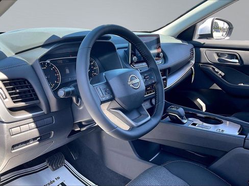 New 2026 Nissan Rogue SV FWD image 7