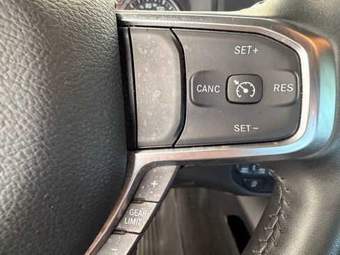 Used 2024 RAM 1500 Big Horn AWD/4WD image 32