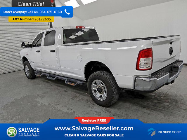 Used 2022 RAM 3500 Tradesman w/ Chrome Appearance Group AWD/4WD image 3