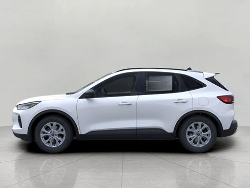 New 2025 Ford Escape Active w/ Active Premium Tech Pack image 3