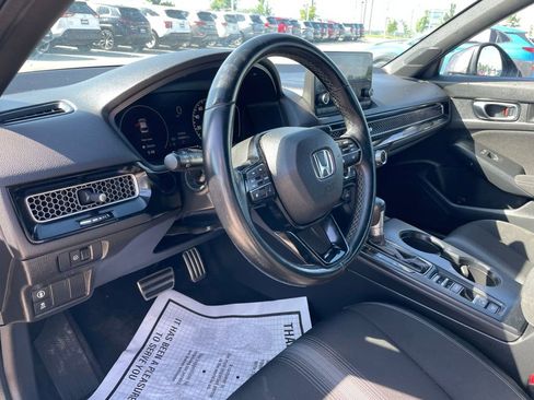 Used 2022 Honda Civic Sport image 9