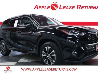 Used 2021 Toyota Highlander XLE