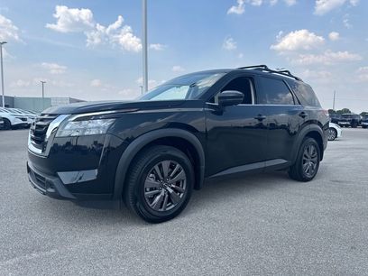 Used 2023 Nissan Pathfinder SV