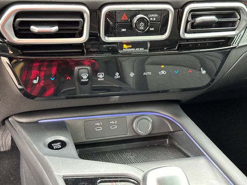 New 2026 Nissan Sentra SR w/ SR Premium Package image 31