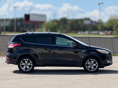 Used 2014 Ford Escape Titanium w/ Equipment Group 401A AWD/4WD image 7
