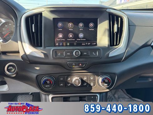 Used 2023 GMC Terrain SLE w/ Driver Convenience Package image 5