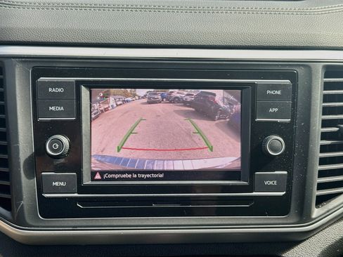 Used 2022 Volkswagen Atlas SE AWD/4WD image 11