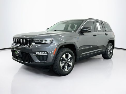 Used 2022 Jeep Grand Cherokee Limited 4xe AWD/4WD image 3