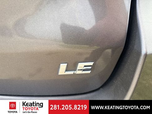 Used 2019 Toyota Highlander Plus FWD image 10
