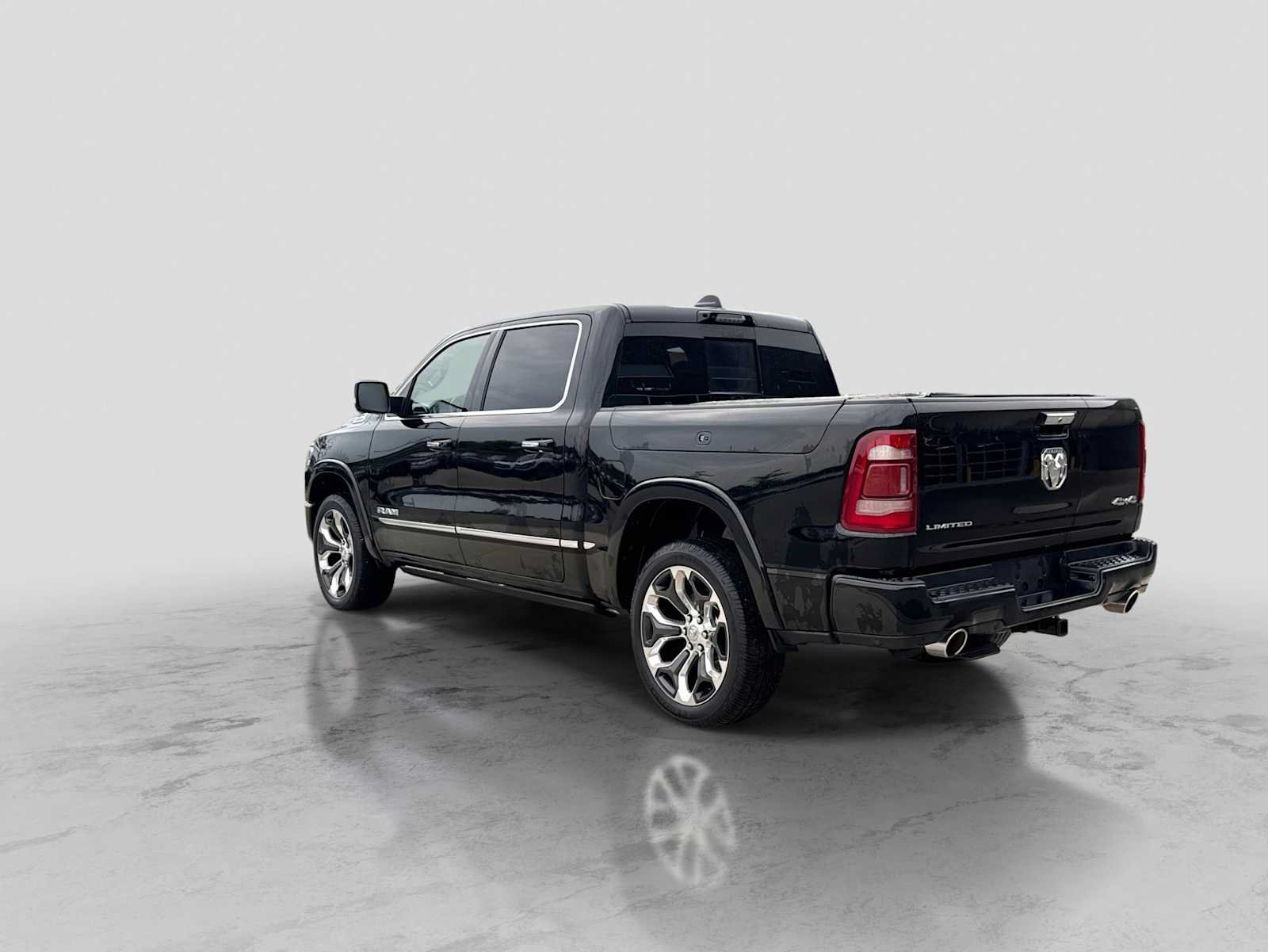 Used 2021 RAM 1500 Limited AWD/4WD image 4