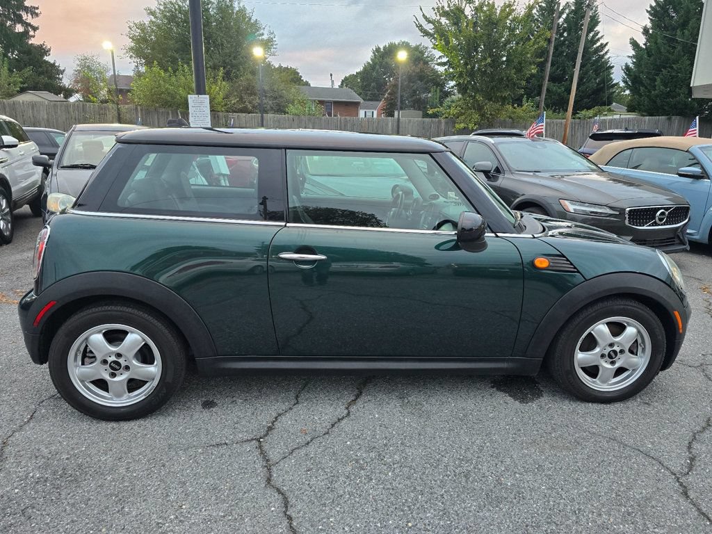 Used 2010 MINI Cooper Hardtop FWD image 7