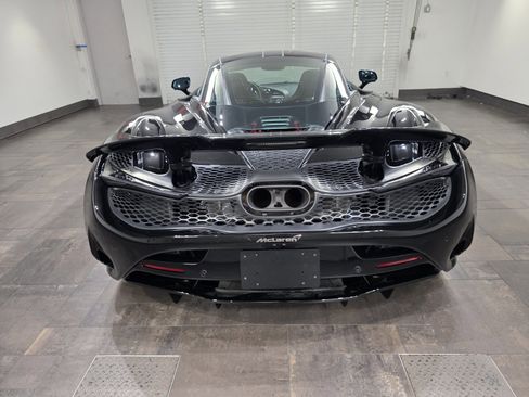 New 2026 McLaren 750S Coupe image 5