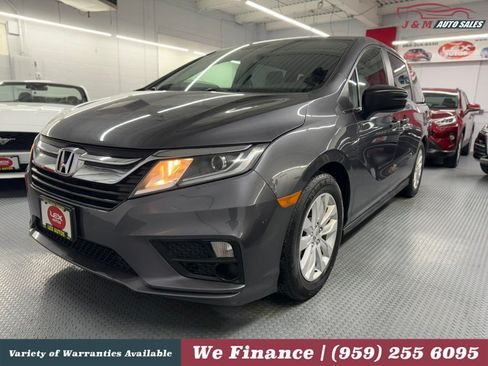 Used 2019 Honda Odyssey LX image 2